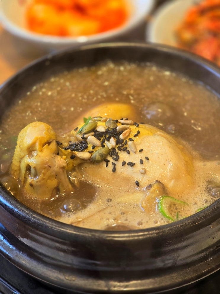  장충동 맛집! 제대로 된 서울 한방삼계탕 맛집 - 평강삼계탕 장충점