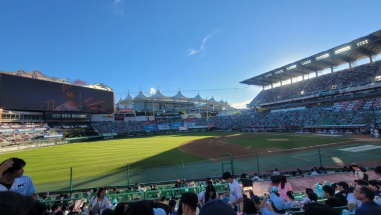 vs SSG랜더스 in 문학야구장 - 25.08.30