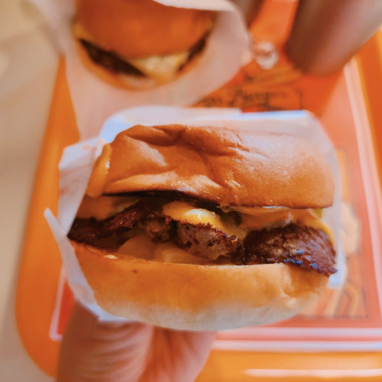  침스버거 안국 북촌 맛집 데이트 가볼만한 곳 안국역 수제버거