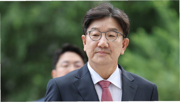 <b>권성동</b> 의원, 정치자금 수수 <b>혐의 부인</b>…'결백' 주장과 상반된... 