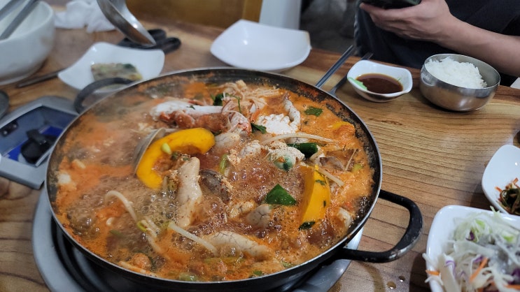  인천 계양구 효성동에 위치한 알탕해물전골, 해물찜 전문점 서해사랑