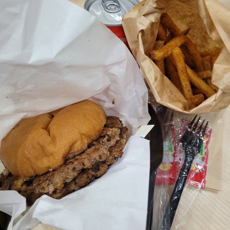  송리단길맛집:[세븐패티버거 송리단길점] 후기 / 버거 맛있어요!