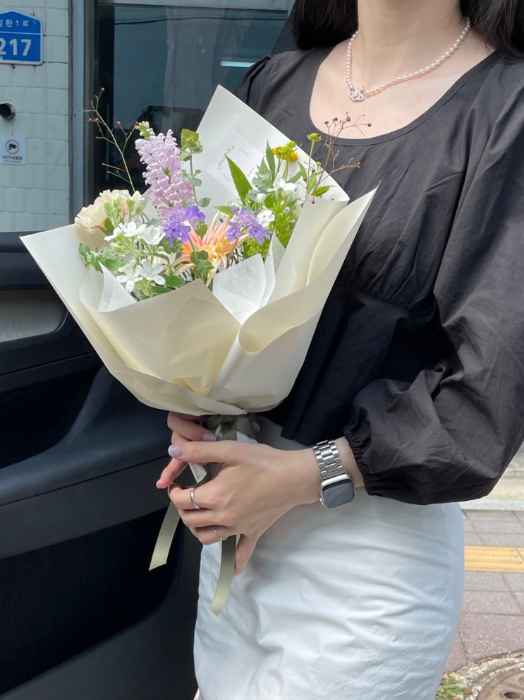  예쁘고 감각적인 꽃다발로 특별한 데이트 선물하기 좋은 천안 꽃집 은정원 후기