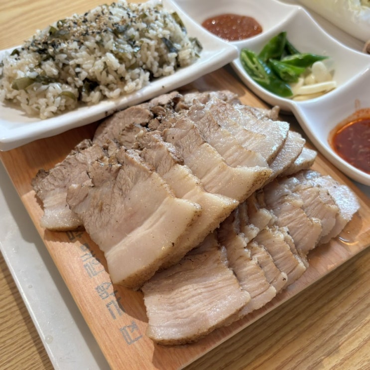  숙대보쌈 한강로칼국수 숙대입구점 보쌈 맛집 주차 가능한 숙대입구 식당 +어향김말이, 칼국수, 보쌈 후기