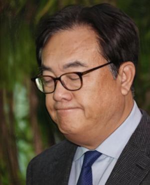출국금지, PC 초기화 지시 <b>의혹</b> "제철소 용광로에 넣어 <b>폐기</b>하라".