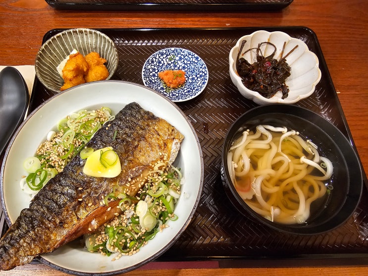  과천 맛집 / 내돈내산 곱창대창구이 덮밥 버터고등어구이 정식으로 점심메뉴 알찬  호랑이굴