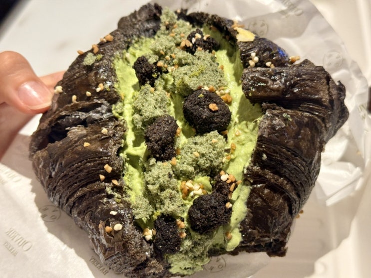  을지로 3가 카페 오뷔르베리커리 빵이 맛있는 충무로 카페