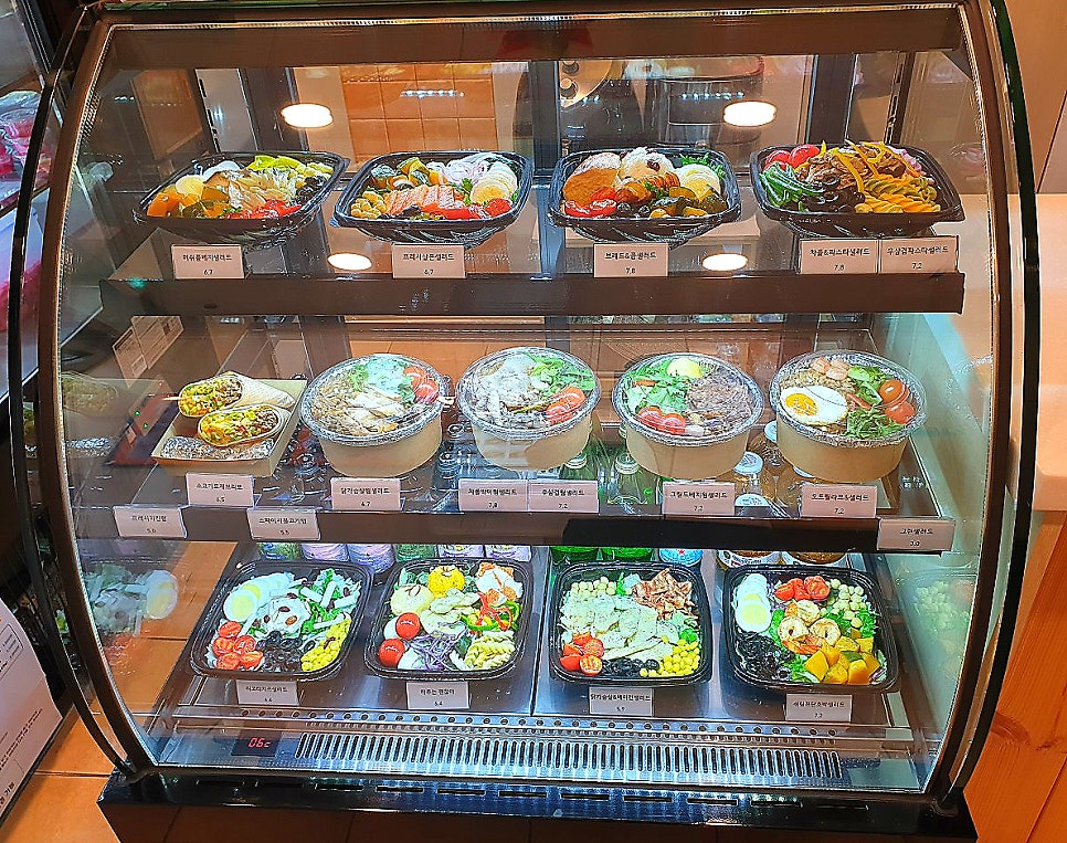 그리가닉샐러드 가산디폴리스점 사진 4