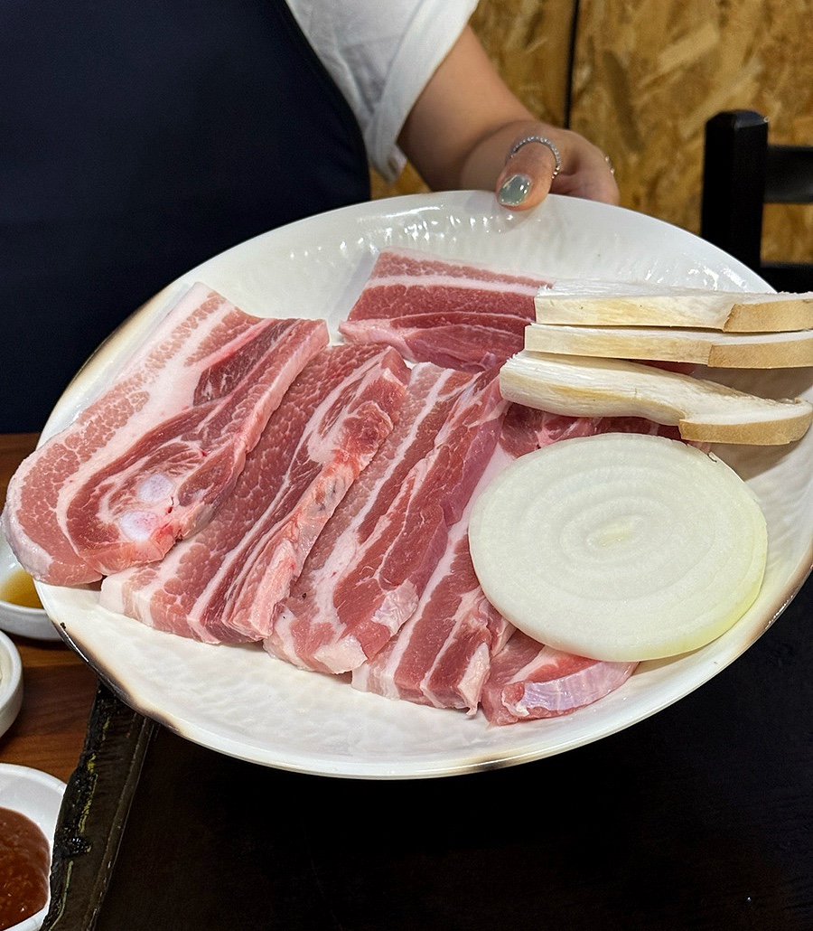 내고향생삼겹전문점 사진 7