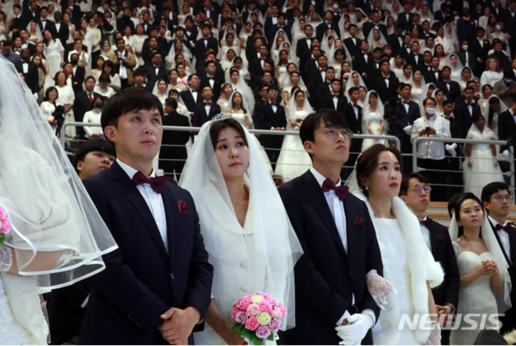 <b>통일교</b> 연예인 교주 명단 누구