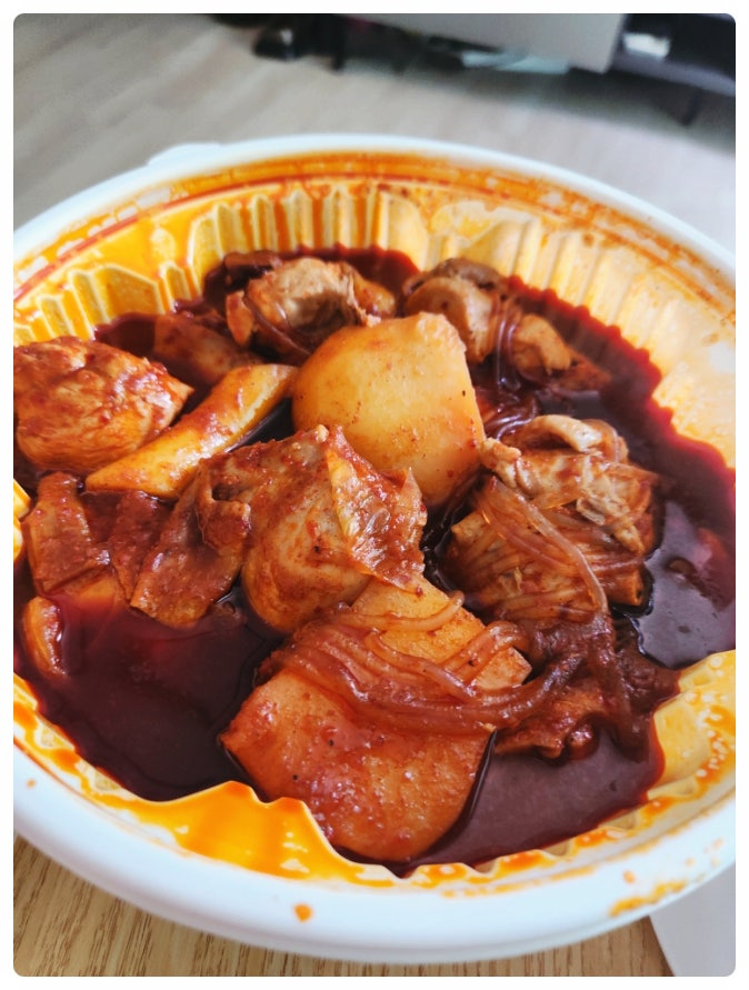  식욕폭발한 하루, 엽기닭볶음탕과 탕짜면까지 내돈내산 솔직 후기