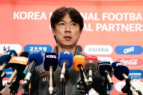 '<b>대표팀</b> 제외→득점포 가동' <b>황희찬</b> 재<b>발탁</b> 시사한 <b>홍명보</b> 감독... 