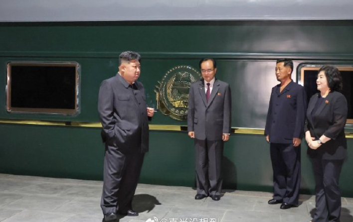 [오늘의 웨이보 핫이슈]<b>김정은 베이징</b>도착