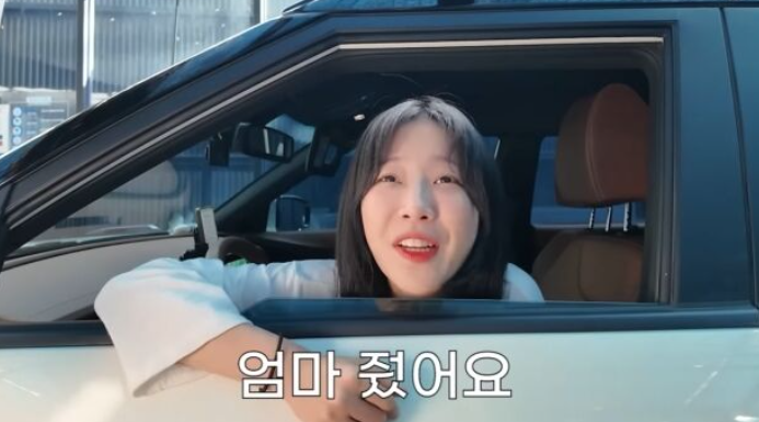  1200만 유튜버 쯔양  “내 차는 토레스예요!” 첫 공개