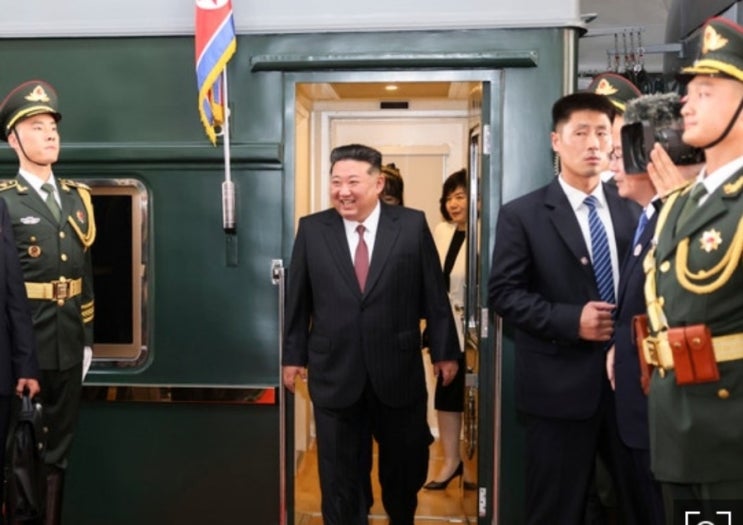 <b>김정은</b> 딸 김<b>주애</b>, 등장 3년만에 외교무대 데뷔…"사실상... 