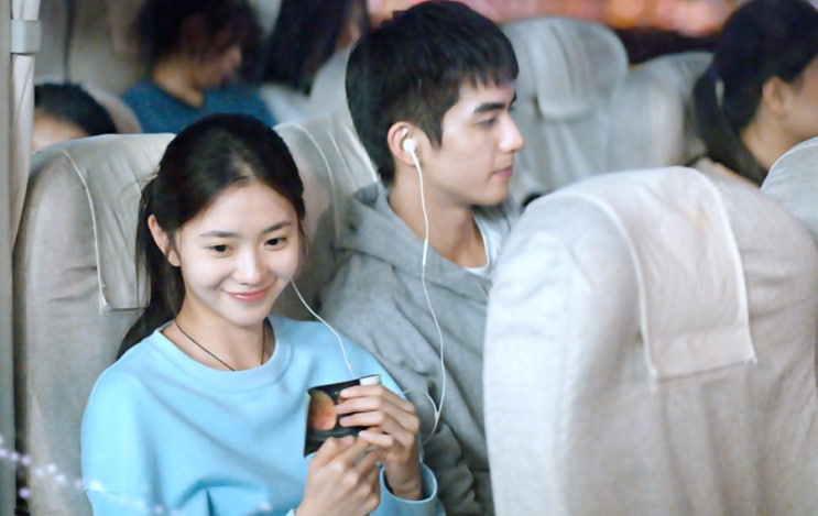   넷플릭스 영화 <첫사랑 엔딩 念念相忘> 리뷰 :  청춘은 누군가를 좋아하면서 시작된다 (스포,결말,OST,가사
