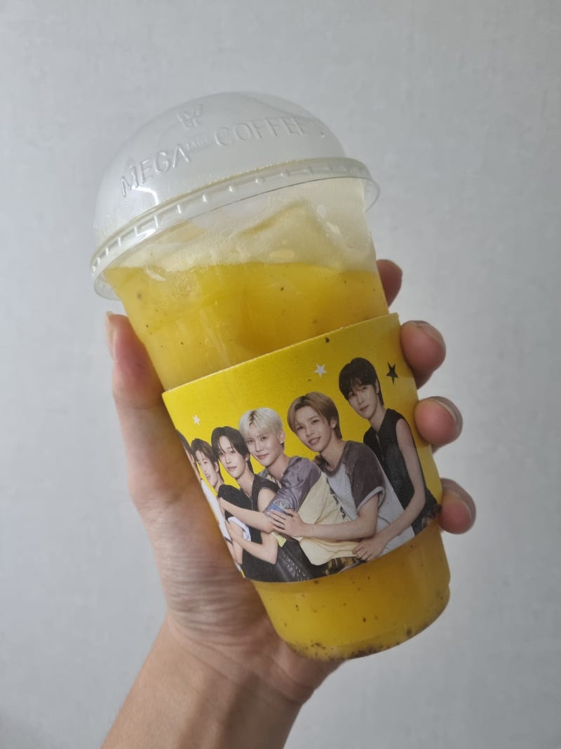 메가커피 논커피 메뉴추천 새콤달콤 골드키위주스(가격, 칼로리, 영양성분, 메뉴판 등)