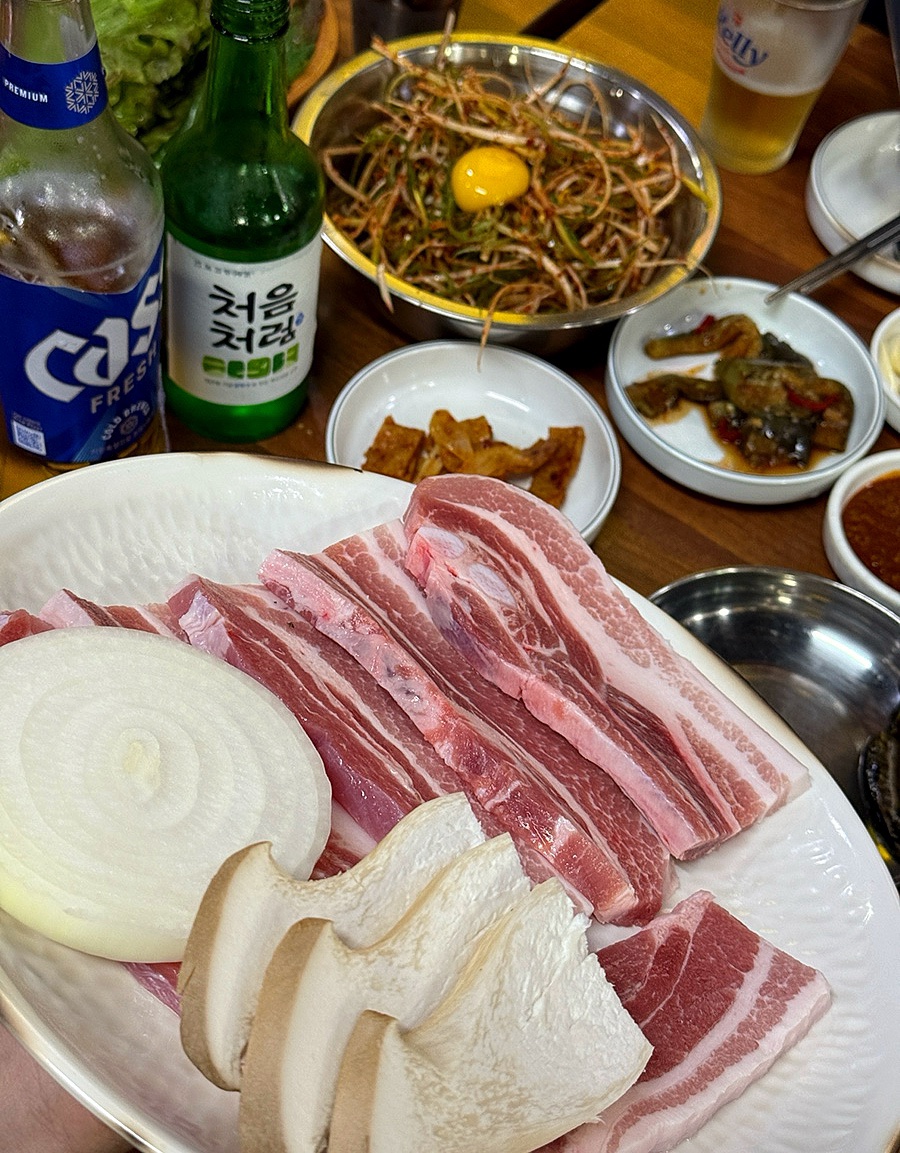 내고향생삼겹전문점 사진 8