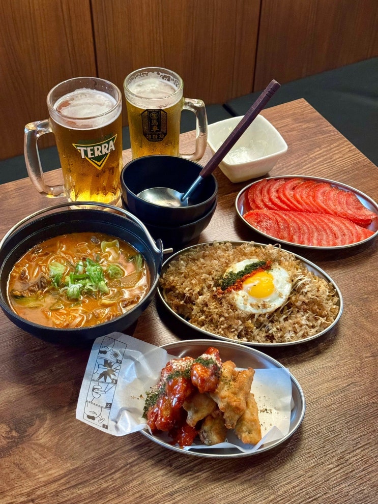  라페스타 맛집 생마차 | 가성비 끝판왕 닭날개튀김과 시원한 생맥주가 있는 일산 술집