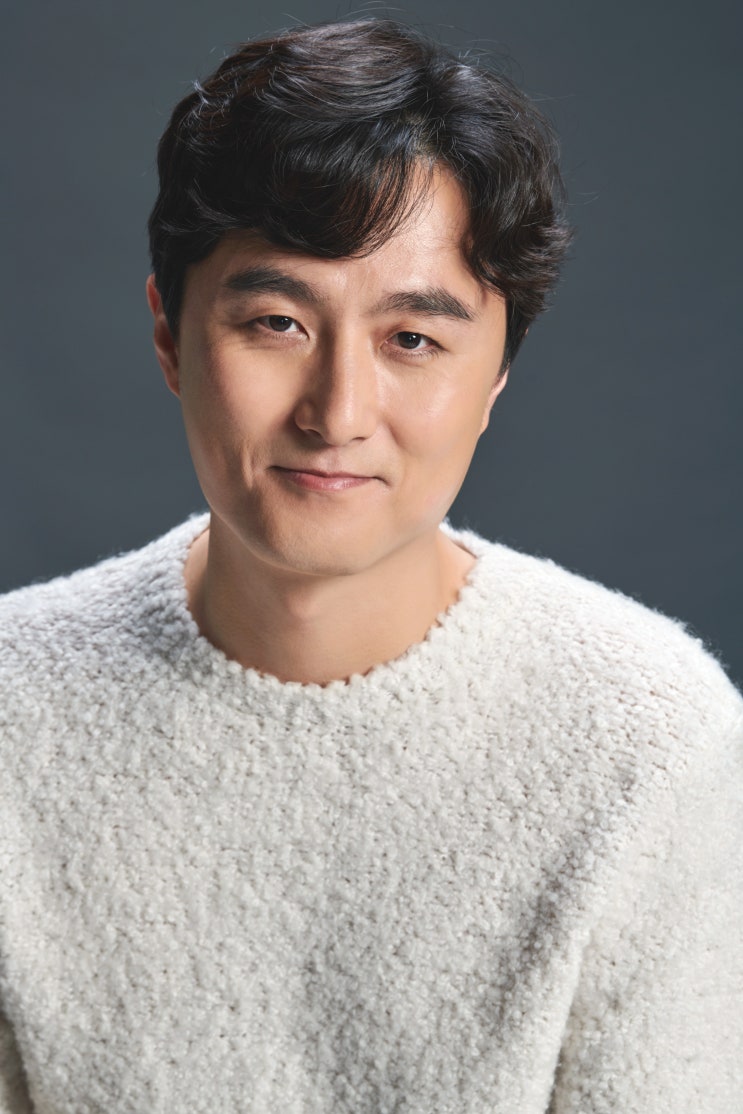 김동욱-강소라-경수진 소속사 ‘<b>스튜디오 유후</b>’와 <b>전속계약</b> 체결