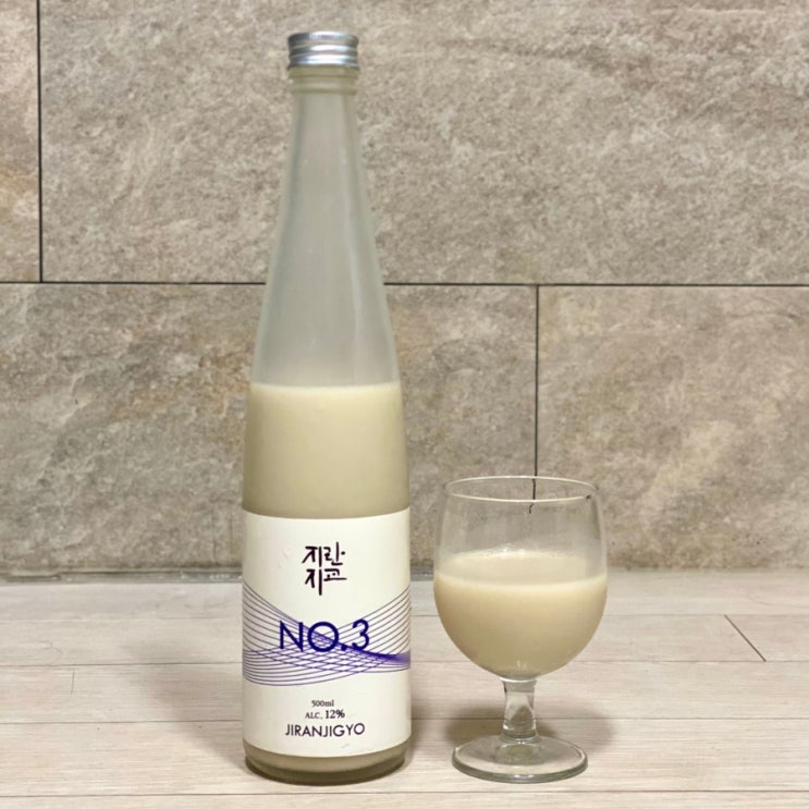  해산물 회와 잘 어울리는 새콤한 코우지셰프 콜라보 막걸리, 지란지교 NO.3 (넘버3)