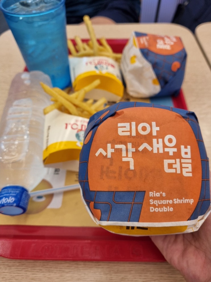  롯데리아 리아런치 메뉴 가격 사각새우 더블세트
