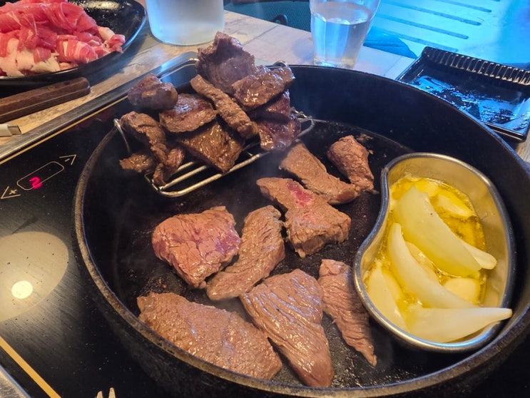  상암동 맛집 디지털미디어시티역 고기집/ 상암동 팔백팔호/ 상암동 소고기/ 상암동 소고기 무한리필