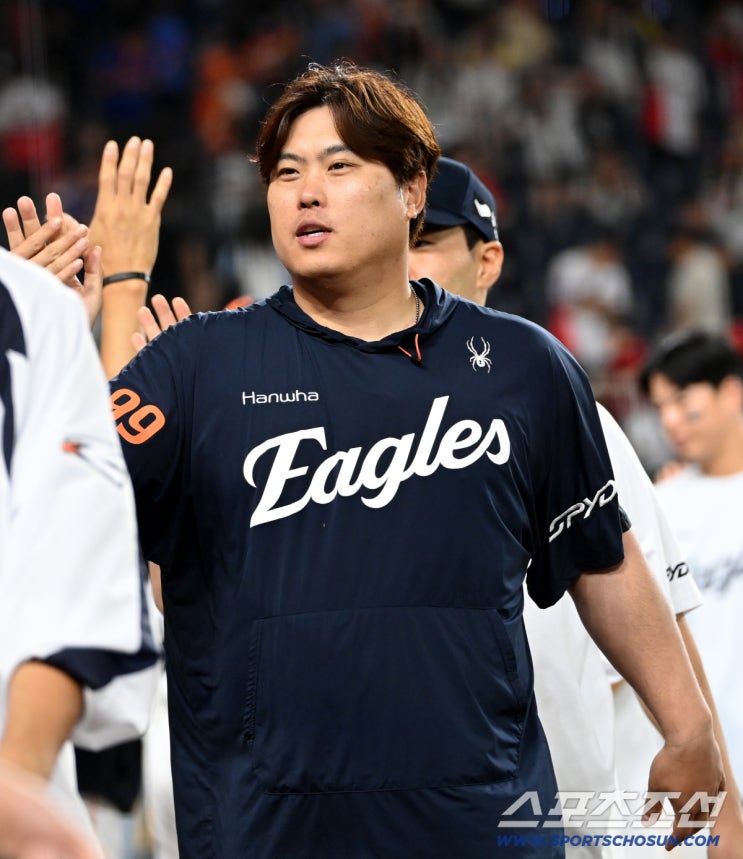 류현진 7G만에 7승 달성, <b>노시환</b> 2<b>홈런</b>!