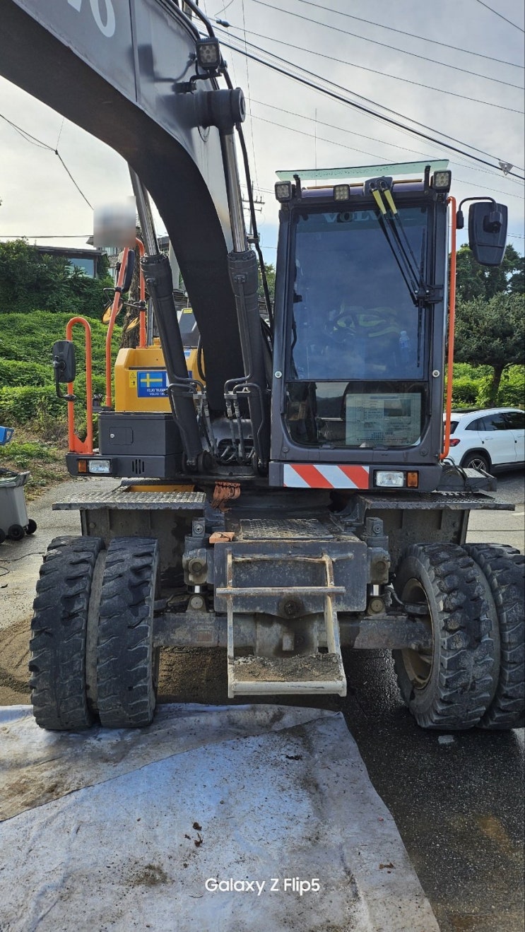  볼보 EW140E 2020년식 9300만원 판매합니다.