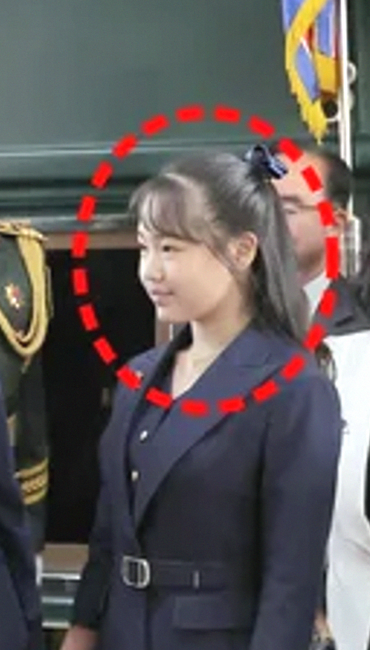 <b>김주애</b> 외교무대 데뷔, 중국 전승절 행사 김정은 동행 - 북한 4대 세....