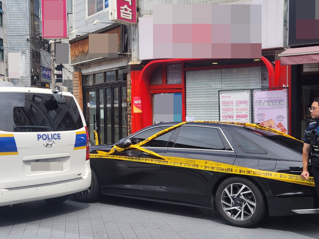 서울 관악구 조원동 <b>피자집 흉기난동</b> 3명 사망 1명 부상... 