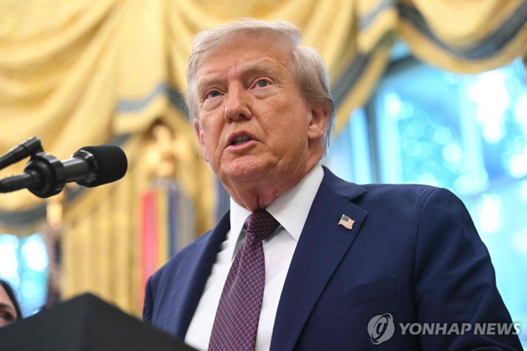 [영상] <b>트럼프</b> “<b>베네수엘라 마약</b> 운반선 격침했다”