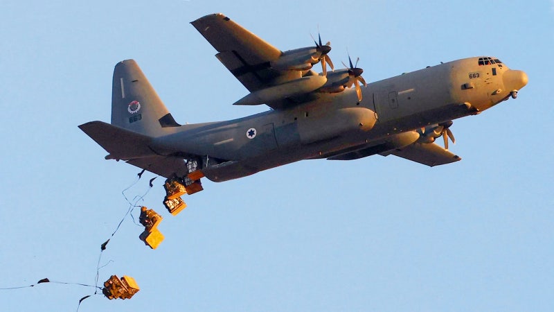 이스라엘 C-130은 GBU-57 대형 관통탄 벙커버스터를 투하할 수 있을까?