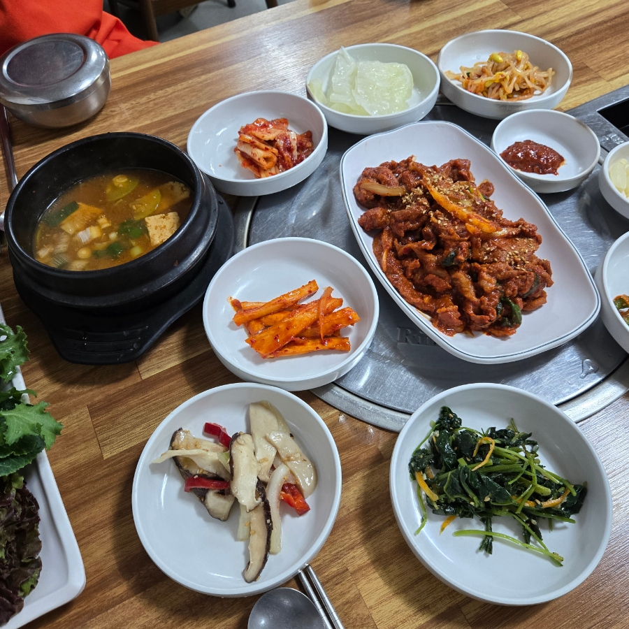 명가돌솥쌈밥 사진 2