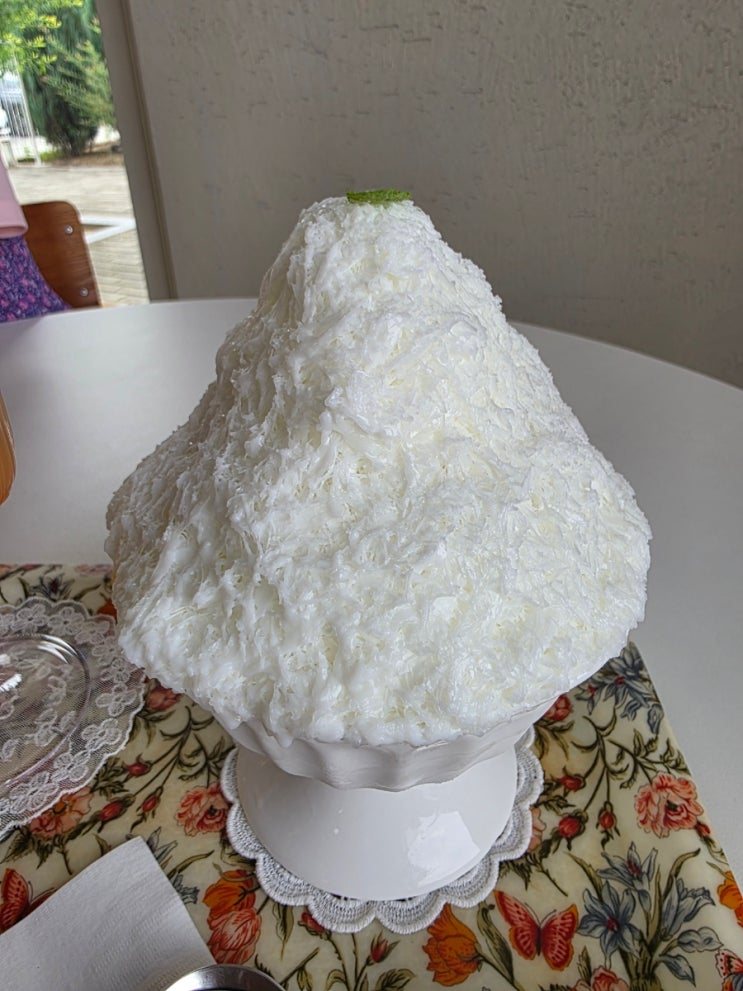  시골풍경이 아름다운 빙수 스콘 맛집, 안성카페 웬디의 하루