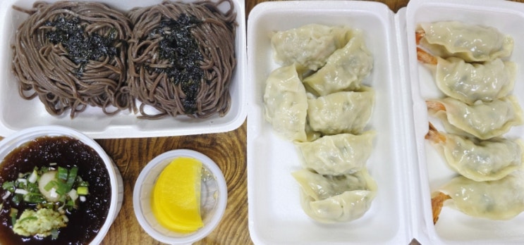  [수영동]무더운 여름 시원한 냉소바와 즐기는 수영팔도시장 맛집 '강희네 수제만두'