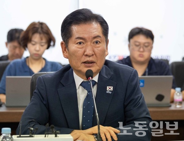 노동일보 <뉴스> <b>정청래</b> "우리 경제를 지탱하는 것은... 