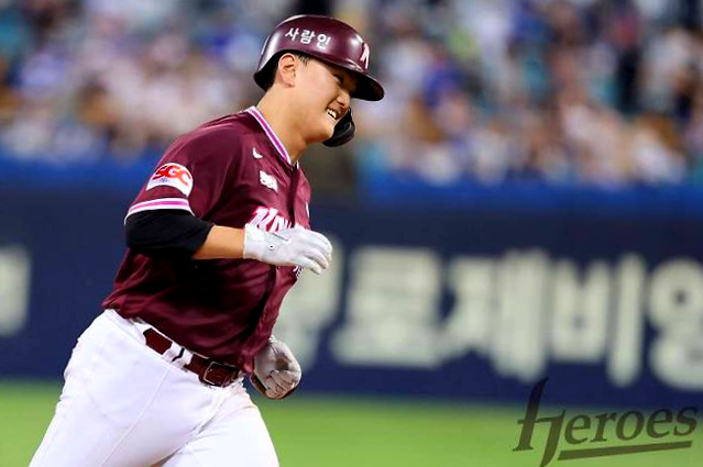  "김건희 짜릿한 결승 홈런!" 키움, 9회 극적으로 삼성 제압