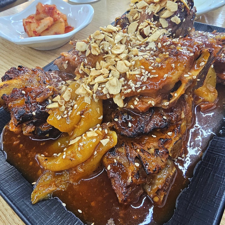  반여동 맛집 추천｜원조 소문난 감자탕에서 즐기는 뼈해장국 & 양념 뼈구이