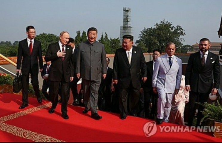 "150살까지 살 수도"...70대 <b>시진핑</b>·<b>푸틴</b> '생명 연장' 대화... 