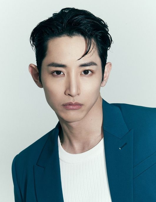<b>이수혁</b> 항저우 <b>팬미팅 혹사 논란</b>에 국내 팬들 분노 폭발... 