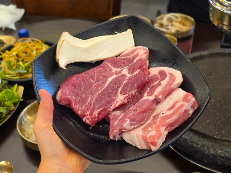  강릉 안목해변 근처 현지인 송정삼겹살맛집 삼겹식당 강릉송정점