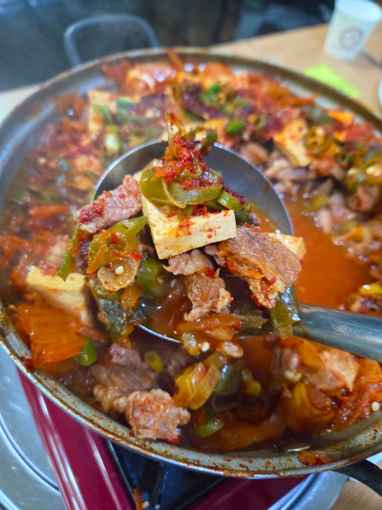  천안 맛집 입장 맛집 고기 듬뿍 김치찌개 용천가든 주말  평일 주차 웨이팅