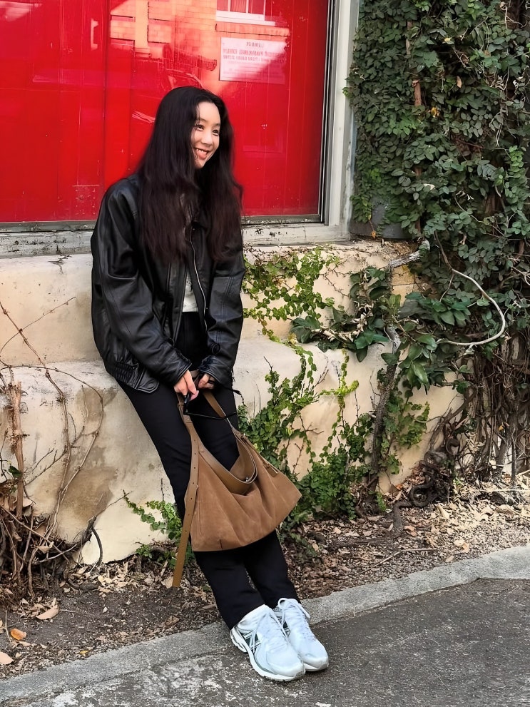  정려원 애착 뉴발란스 운동화, 가을 꾸안꾸룩 완성템 추천