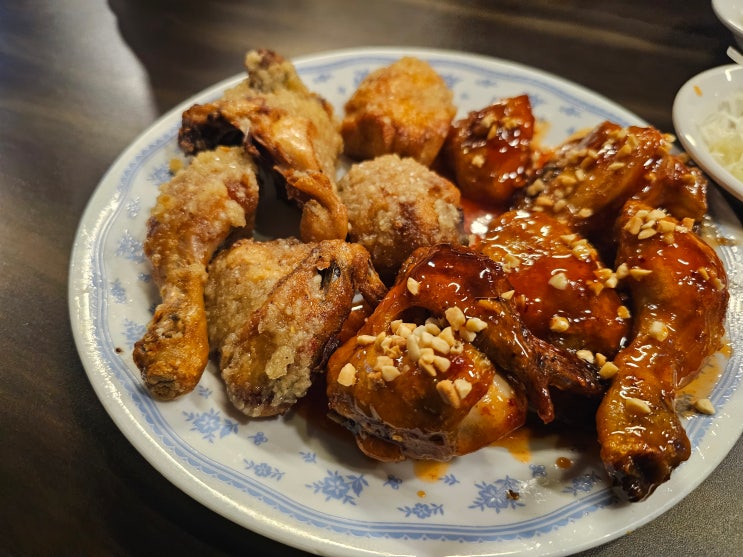  고속터미널역 맛집 고터 마늘 전기구이 치킨 추천 치킨랩소디에 나왔던 반포 치킨