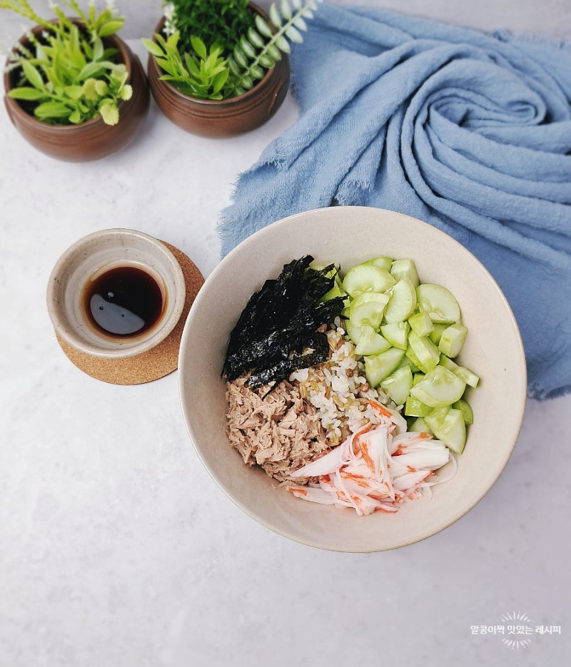 초간단 다이어트 비빔밥 불 없이 완성하는 오이 참치 비빔밥