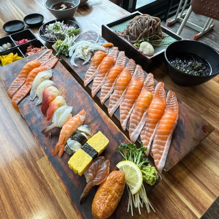  대전 봉명동 연어초밥 맛집 고치소사마 냉모밀 모듬초밥A 먹고왔어요