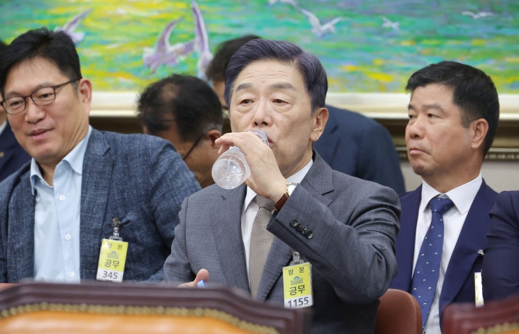 3대 역사기관장 '<b>김형석 독립기념관장</b> 경축사는 부적절'