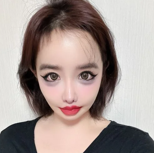 박봄의 파란만장한 인생 이야기: 꿈을 포기하지 않은 여자 박봄
