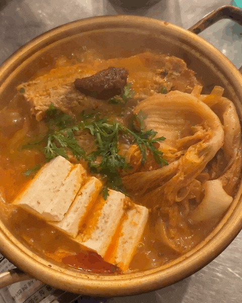  대구 동성로 교동 돼지김치찜 맛집 반도